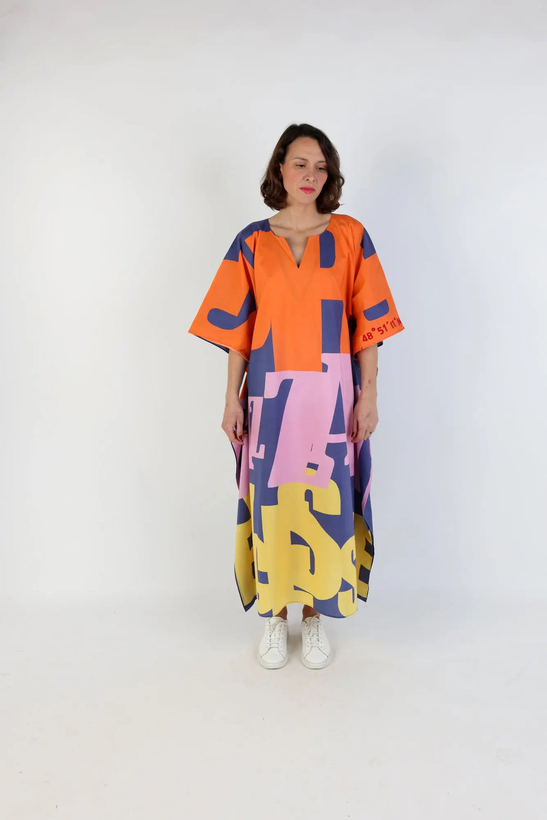 5. 833 km From Times Square, Iconic Women - Kaftan Kaftan