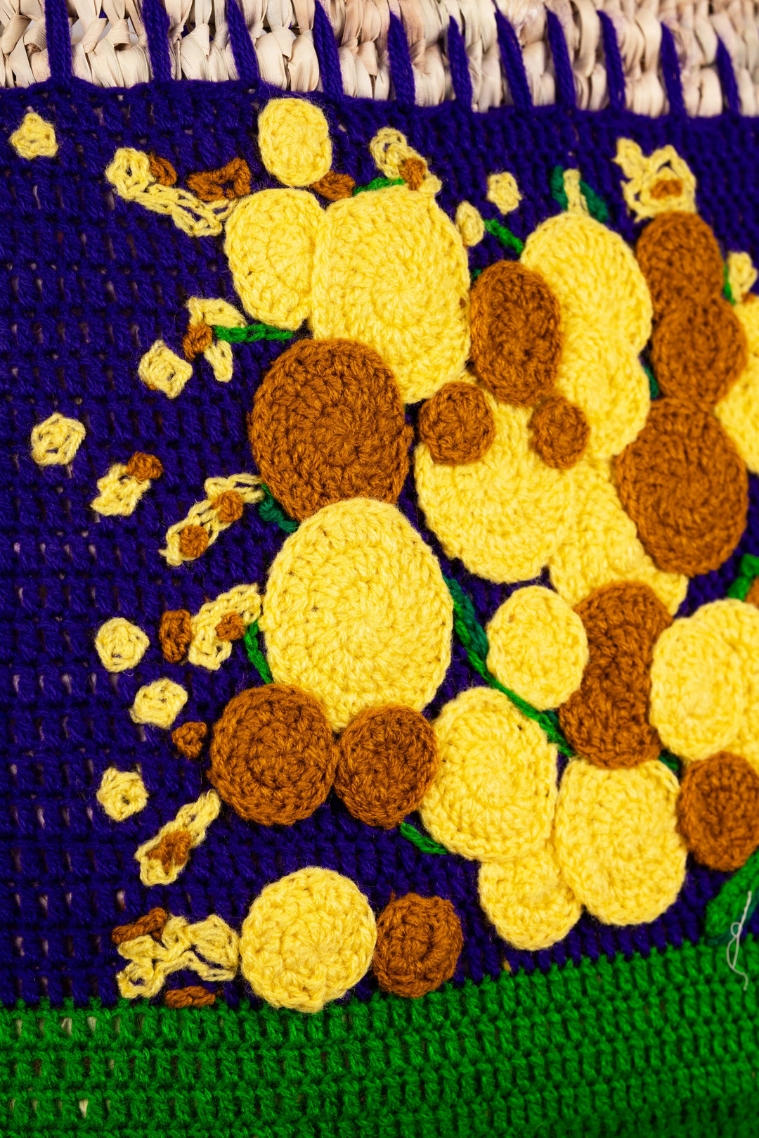 Anemone &amp; mimosa  bloom - Undercover Kilometre Paris