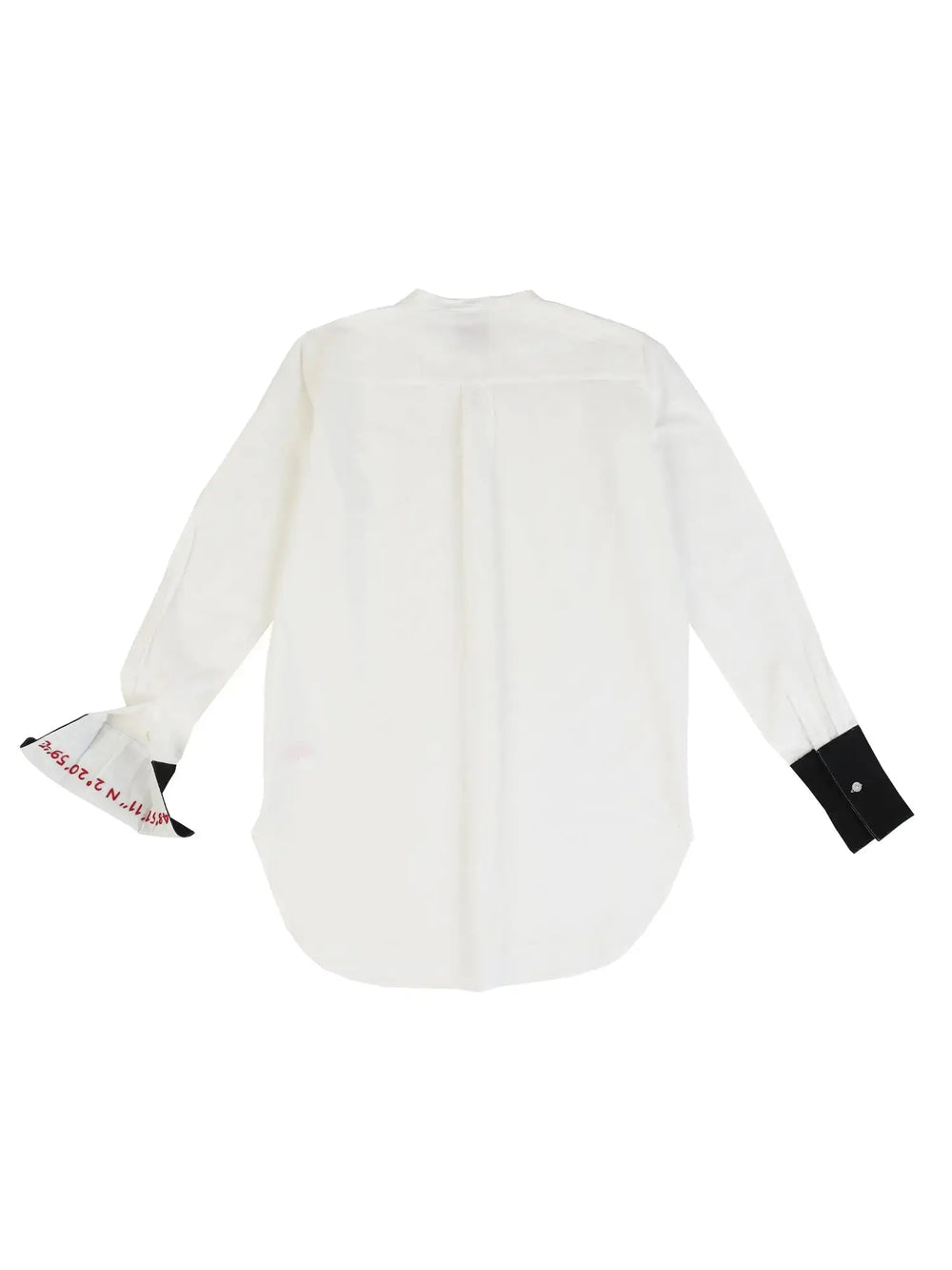 Hand embroidred cuffs - Feminine Masculine Kilometre Paris