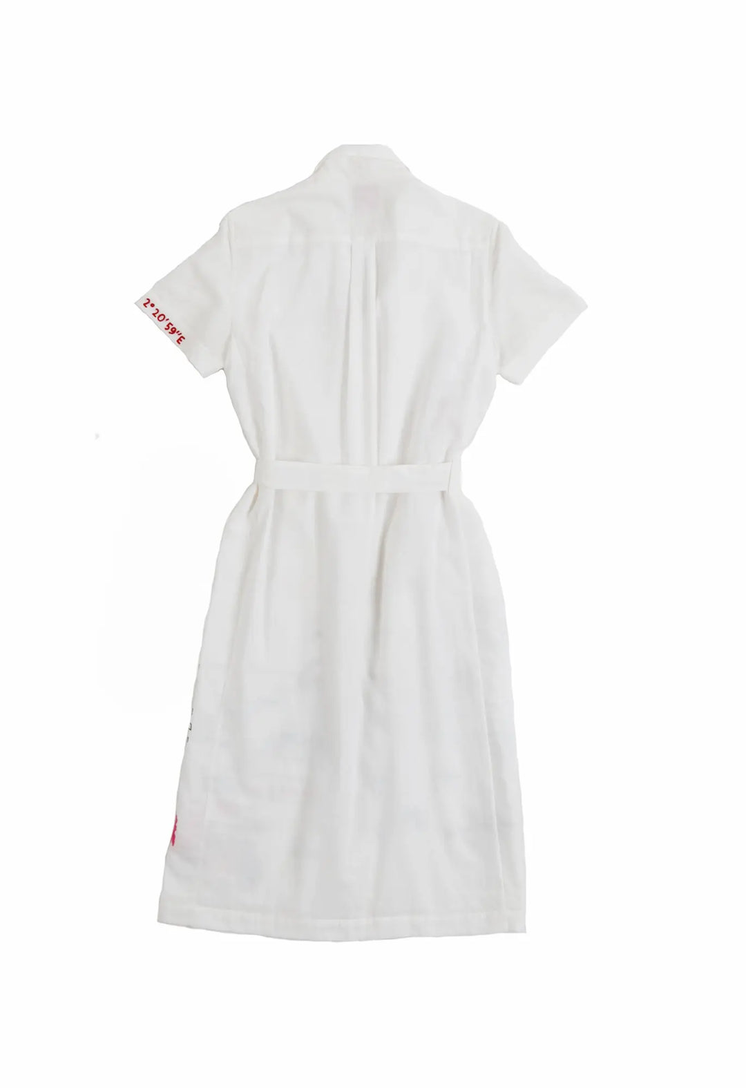 Sailing pass the light - 7 days Expedition dress